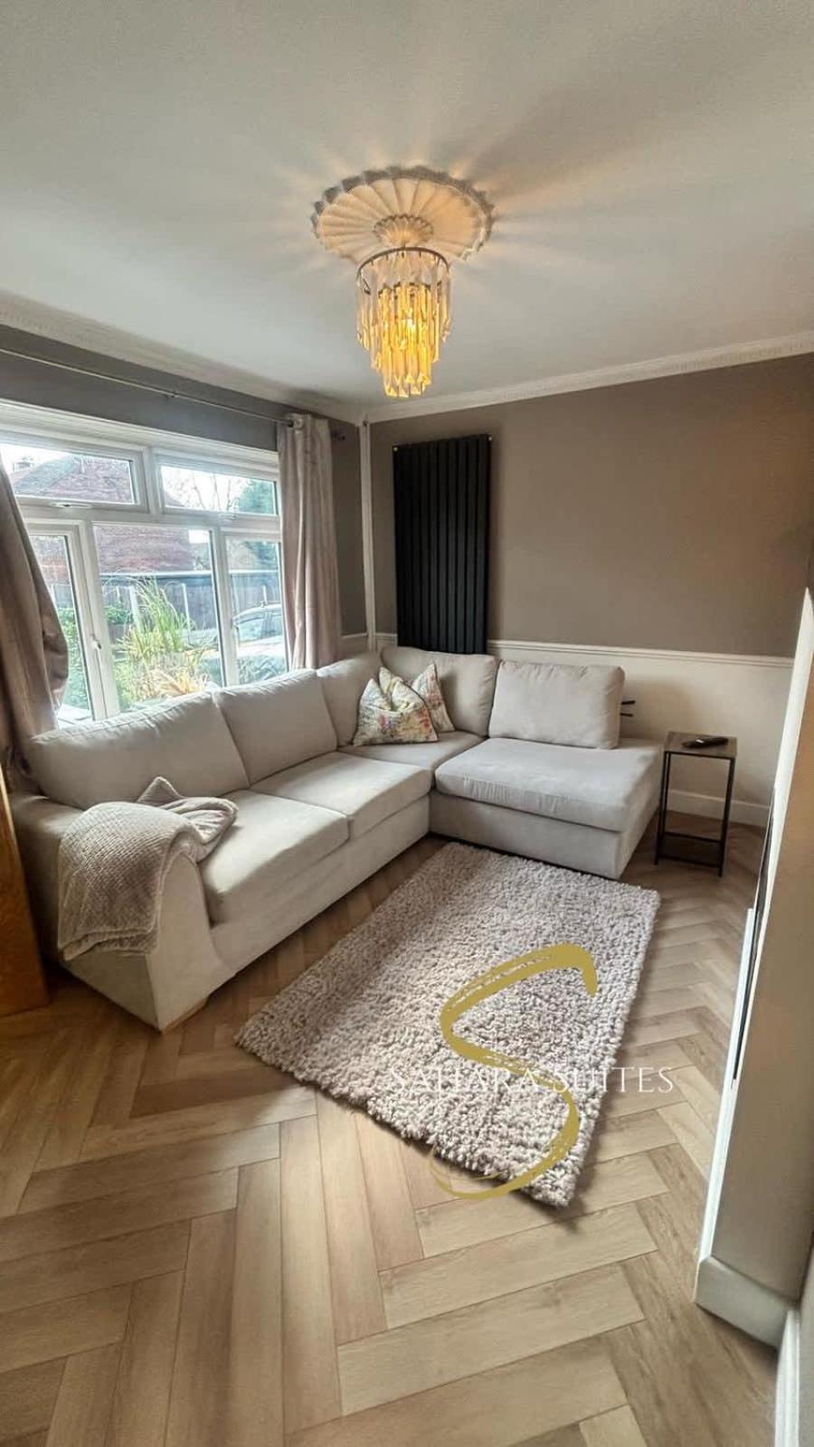Stylish 2Bed - Manchester - Free Parking Hyde Eksteriør bilde