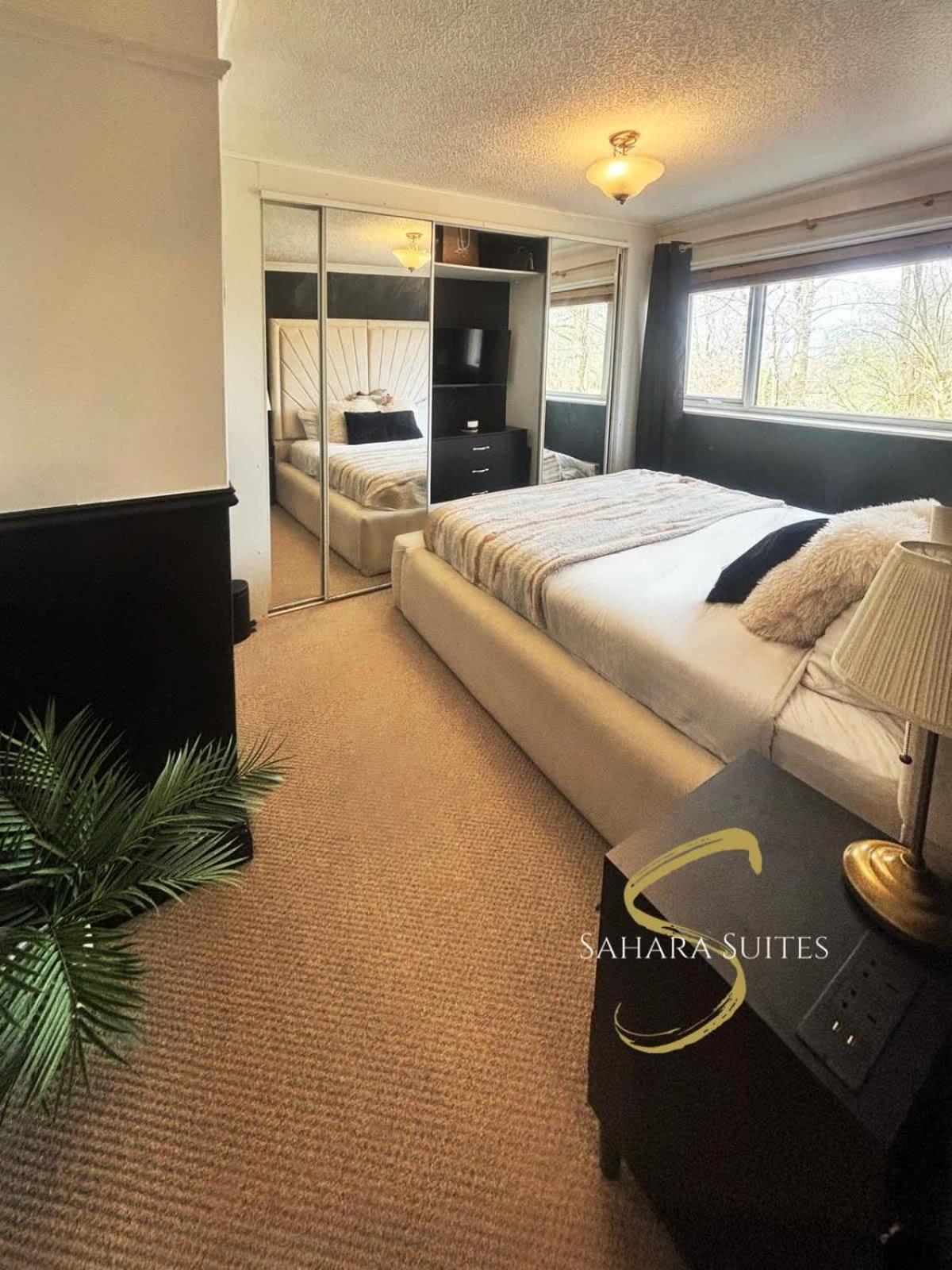 Stylish 2Bed - Manchester - Free Parking Hyde Eksteriør bilde